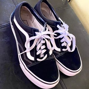 Vans Authentic Old Skool Shoes